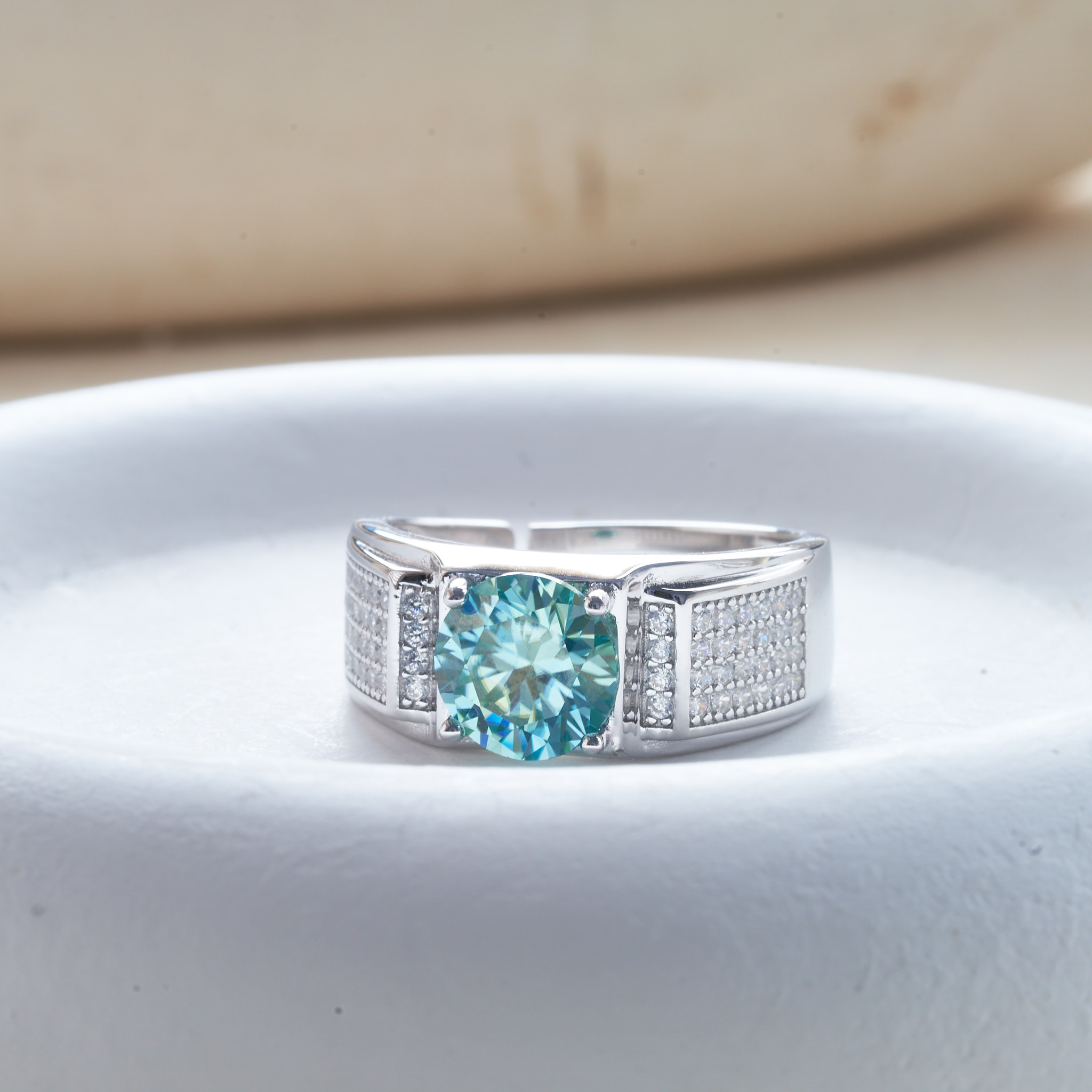 1 carat natural blue color moi - огляд і ціна Moissanite Engagement Ring 1 Carat