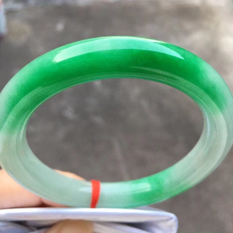 Natural Myanmar jade bracelet, - огляд і ціна Bracelets